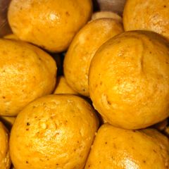 A picture of Quick Besan Laddu.