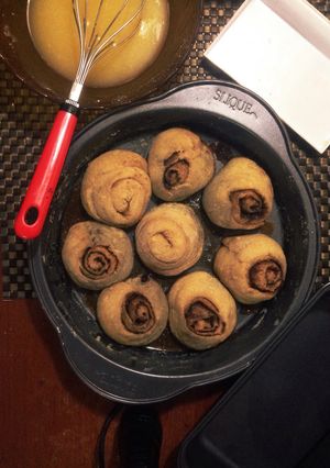 A picture of Yummy Cinnamon Rolls With Sugar Glaze.
