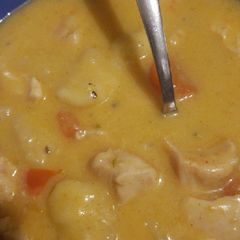 A picture of Chicken and dumplins.