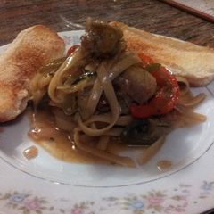 A picture of Sausage and Peppers Pasta (one pot).