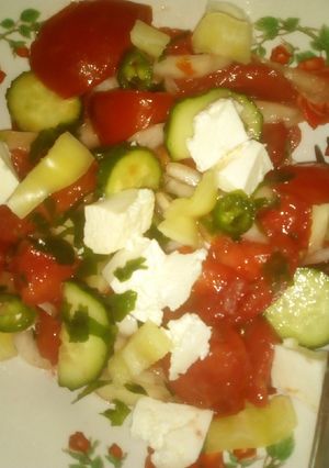 O poză a rețetei Salată bulgărească (fără ou) reinterpretată.
