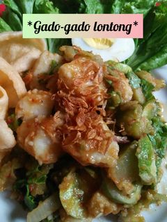 Foto resep *Gado-gado lontong*