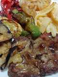 Bistec de ternera añojo con verduras salteadas y patatas fritas