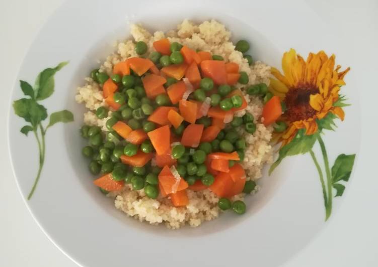 Cous cous con carote e piselli