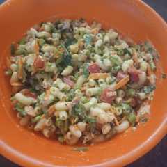 Una foto de Ensalada de berro y sardina