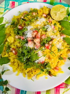 A picture of Potato Peas Onion Poha.