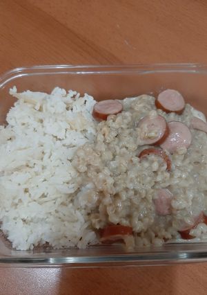 Una foto de Trigo con leche y hot dog