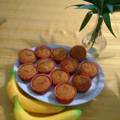 Una foto de Cupcakes de maíz y guineo