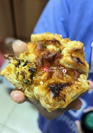 صورة لوصفة كب البف باستري بحشوة الدجاج والسبانخ والكريمة🥬