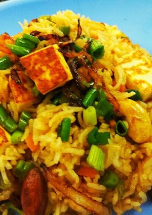 तवा पुलाव (Tawa pulav recipe in hindi) रेसिपी मुख्य फोटो
