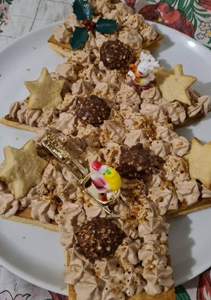 Une photo de Sapin sablé ganache praliné