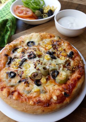 A picture of Oats-Almond-Whole Wheat Pizza.