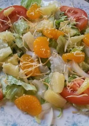 A picture of Mandarin salad.