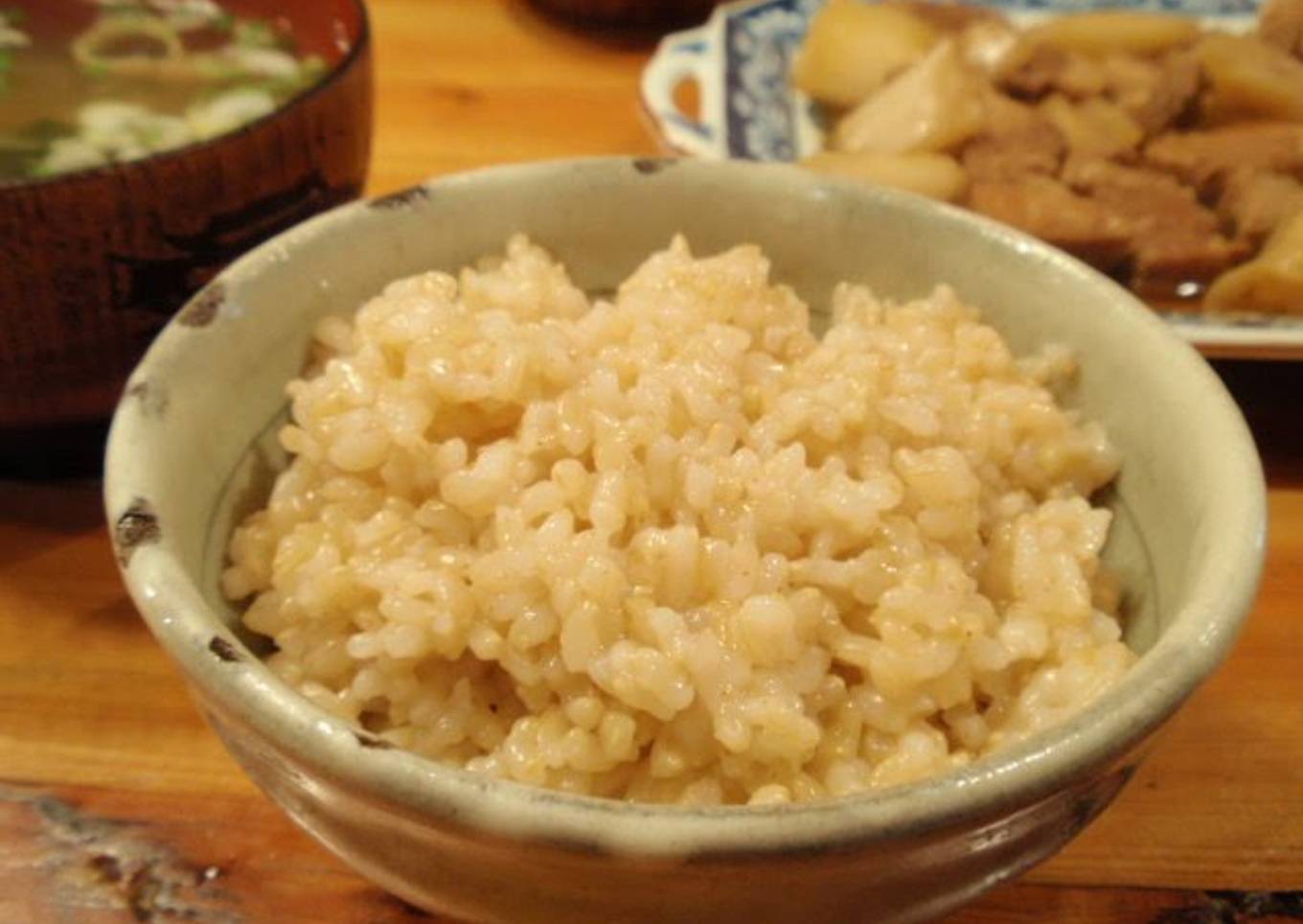 Fluffy and Chewy Brown Rice in a Pressure Cooker