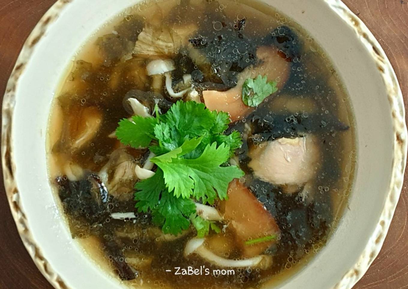 Sop Ayam Kombu 3 Jamur