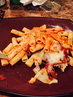 A picture of Chicken Parm.