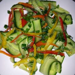 A picture of Pam's Garden Salad....