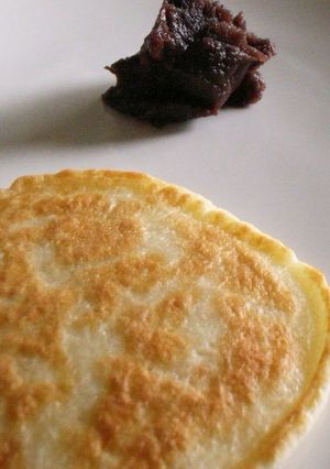 A picture of Chewy and Fluffy Pancakes with Flour & Milk.
