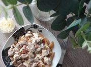 Une photo de penne chorizo