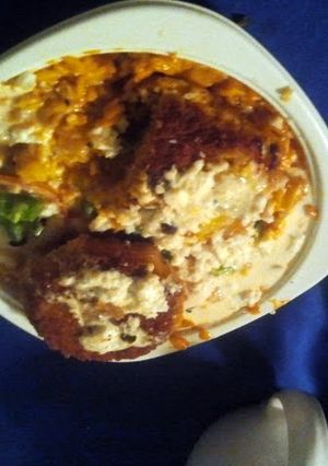A picture of crab cake Mexican style.
