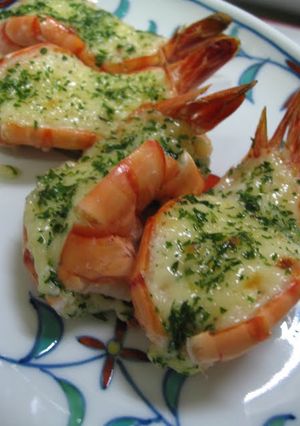 A picture of Grilled Shrimp With Mayonnaise Made in an Oven.