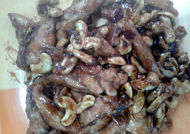 Chicken with hoisin and nuts