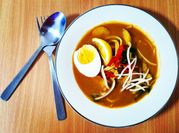 A picture of bean sprouts and eggs