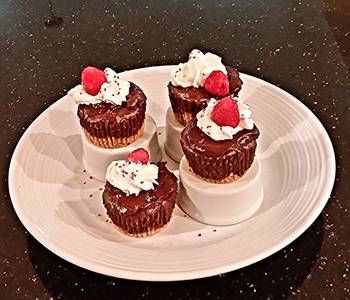 Easy Recipe Chocolate Individual Cheesecakes with a Salted Chocolate Caramel Glaze Yummy