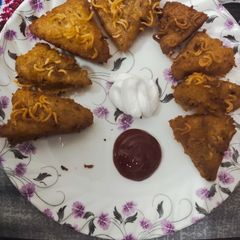 A picture of Maggi potato crispers.
