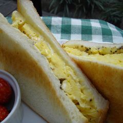 A picture of Sweet and Fluffy! Egg Toast Sandwich.