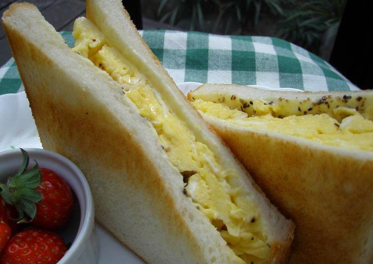 Sweet and Fluffy! Egg Toast Sandwich