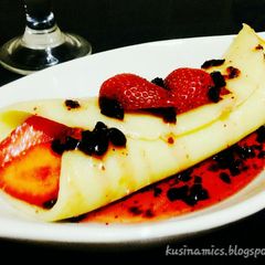 A picture of Strawberry&blueberry Crepe.