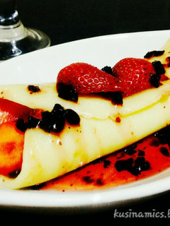 A picture of Strawberry&blueberry Crepe.