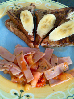 A picture of French Toast.