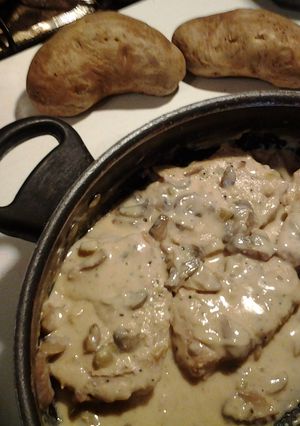 A picture of Rich Pork Chops & Gravy.