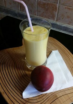 Barack-Lime turmix /Pfirsich-Lime Mixgetränke recept fotója