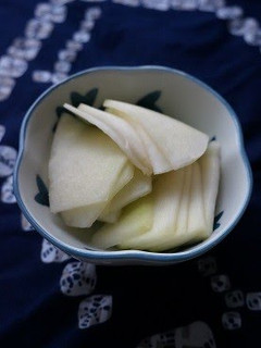 A picture of Sweetly Pickled Kohlrabi.