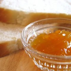 A picture of Easy Marmalade with Kumquats.