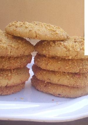 A picture of Groundnut cookies.