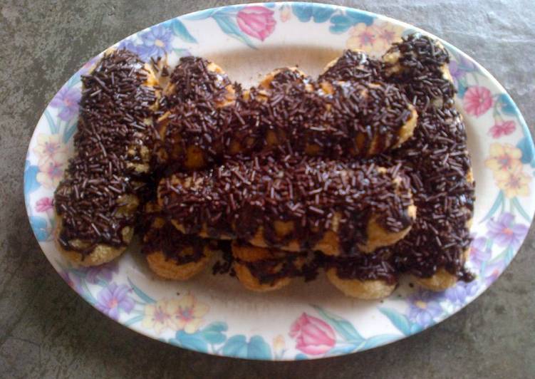 Roti Goreng Krispi Tabur Coklat