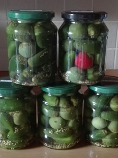 Ecetes cseresznyepaprika és jalapeno recept fotója