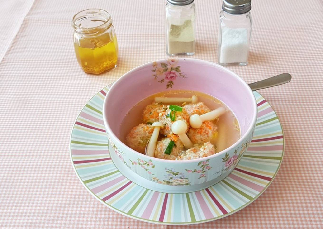 Sup Bakso Ayam Wortel