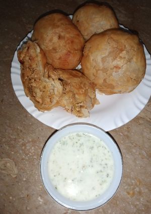 A picture of Chicken Kachori.
