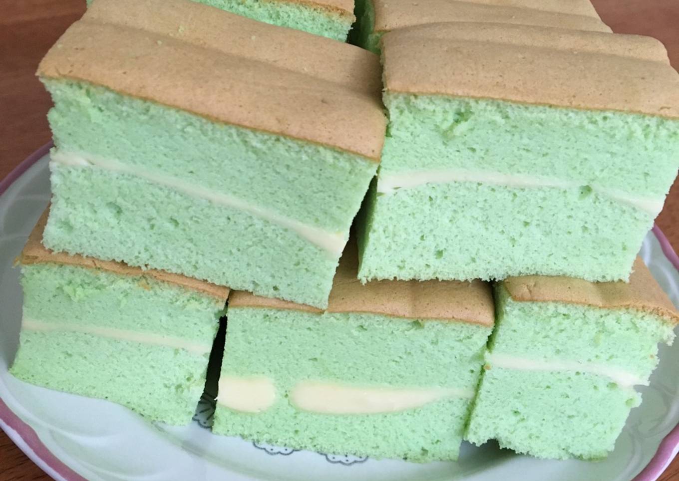 Pandan Cheddar Ogura Cake
