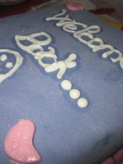 A picture of Fondant cake.