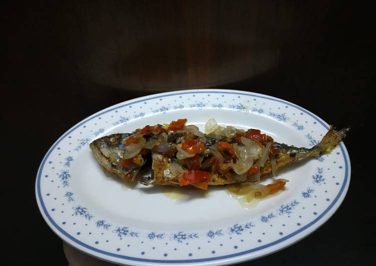 Resep Kembung Banjar Sambal Bawang Lezat