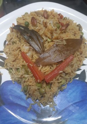 हैदराबादी बिरयानी (hyderabadi biryani recipe in Hindi) रेसिपी मुख्य फोटो