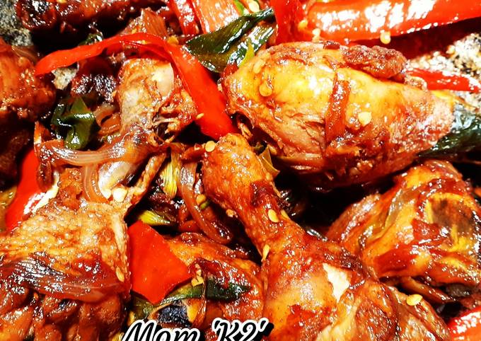 AYAM GORENG KECAP AROMA MOM 'K2'