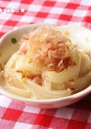 A picture of Easy and Cheap Onion in Oyster Sauce and Mayonnaise with Bonito Flakes.