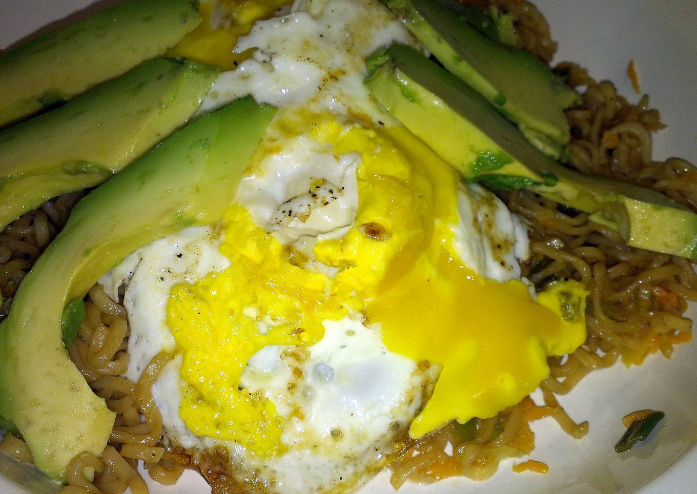 Top with egg noodles with useful filling